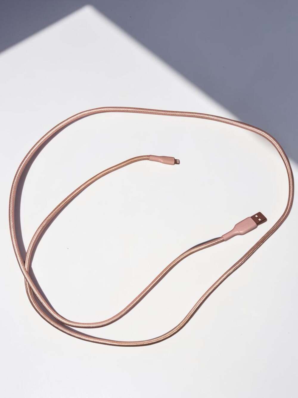 Belkin BoostCharge Braided USB-A to Lightning Charging Cable Pink 6 Ft